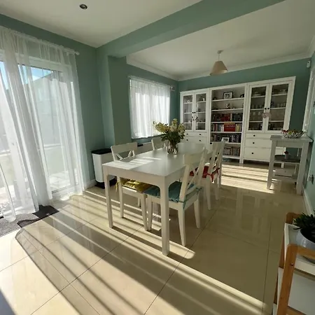 Casa de Férias Adaline House