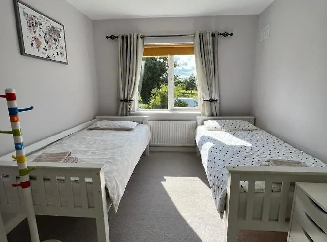 Nyaraló Adaline House *